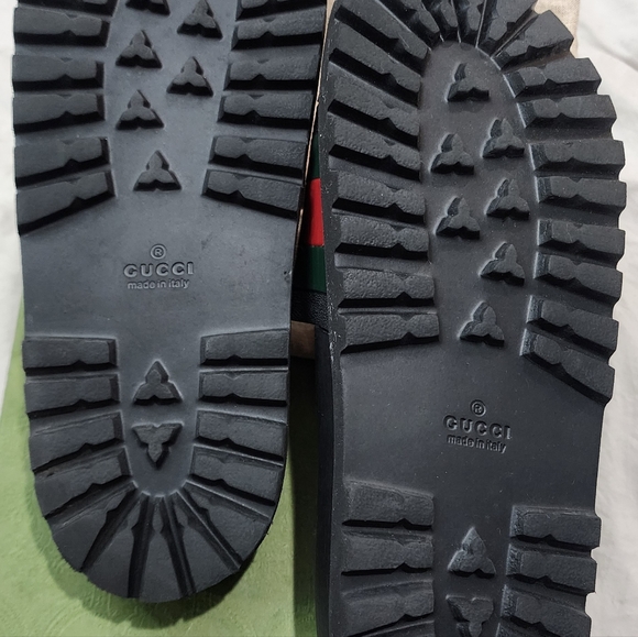 Mens Gucci Slides - Picture 3 of 6